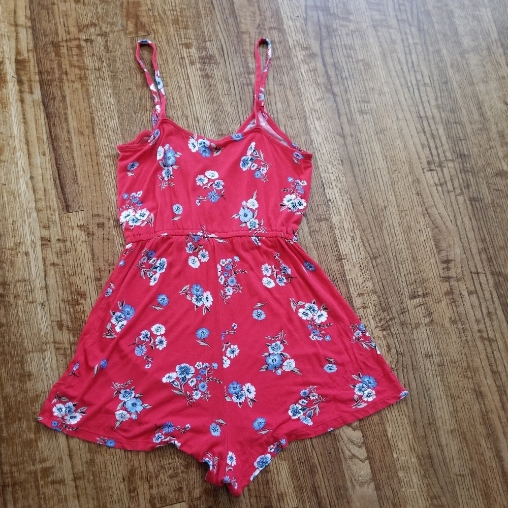 Divided Romper - Picture 5 of 7